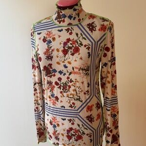 Aritzia Wilfred Light Stretchy Floral Turtleneck Sz. 'L'